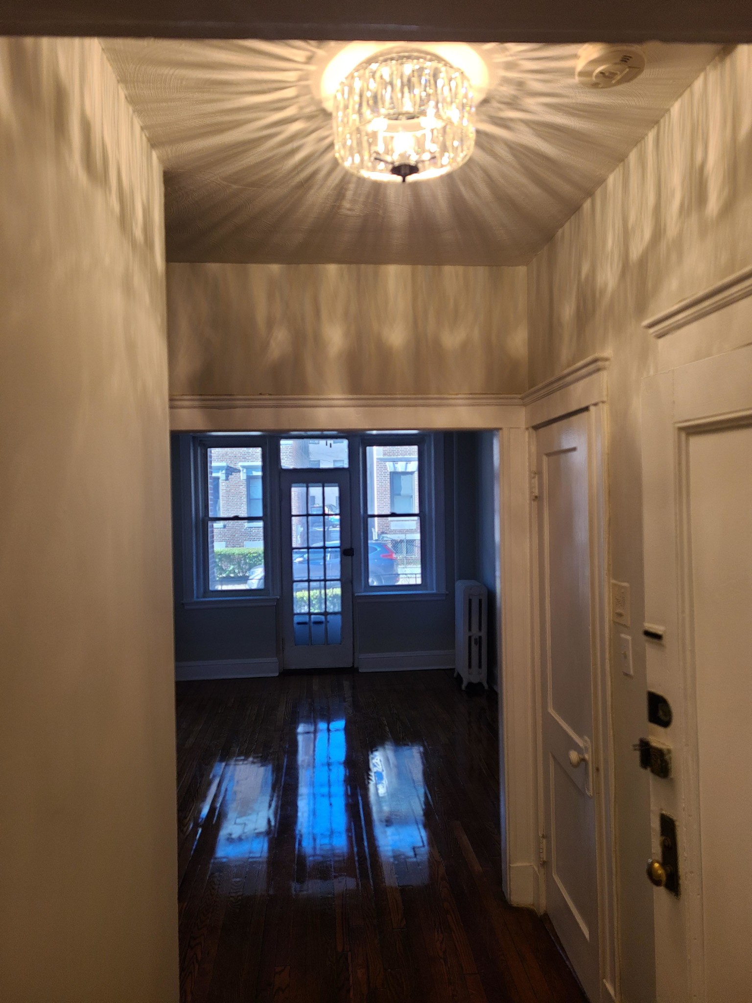 325 Summit Ave, Brighton