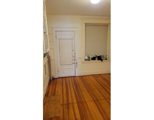 332 Salem St, Malden