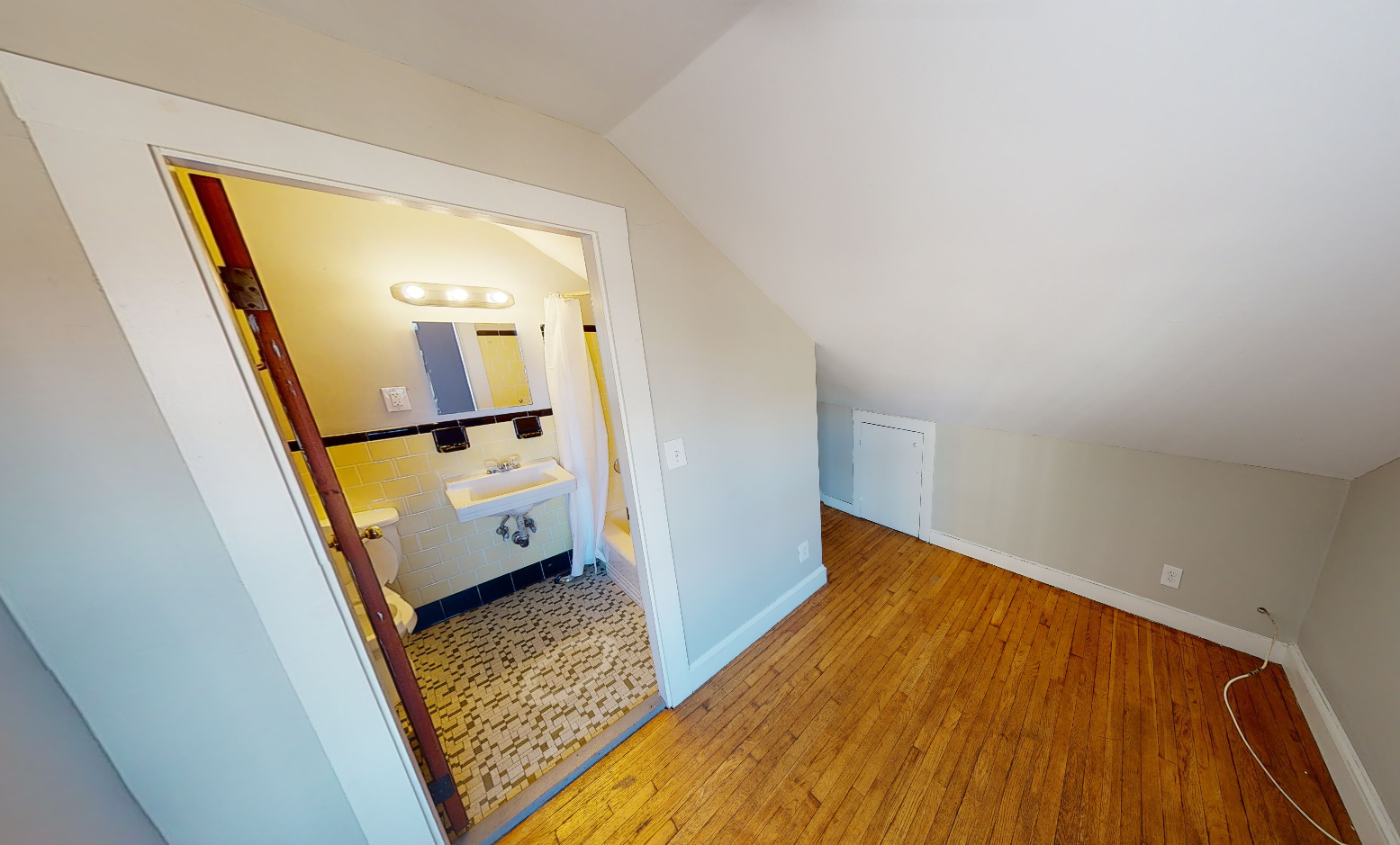 216 Banks St, Cambridgeport