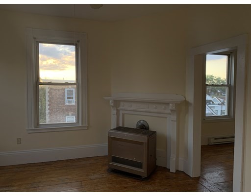 341 Cambridge St, East Cambridge