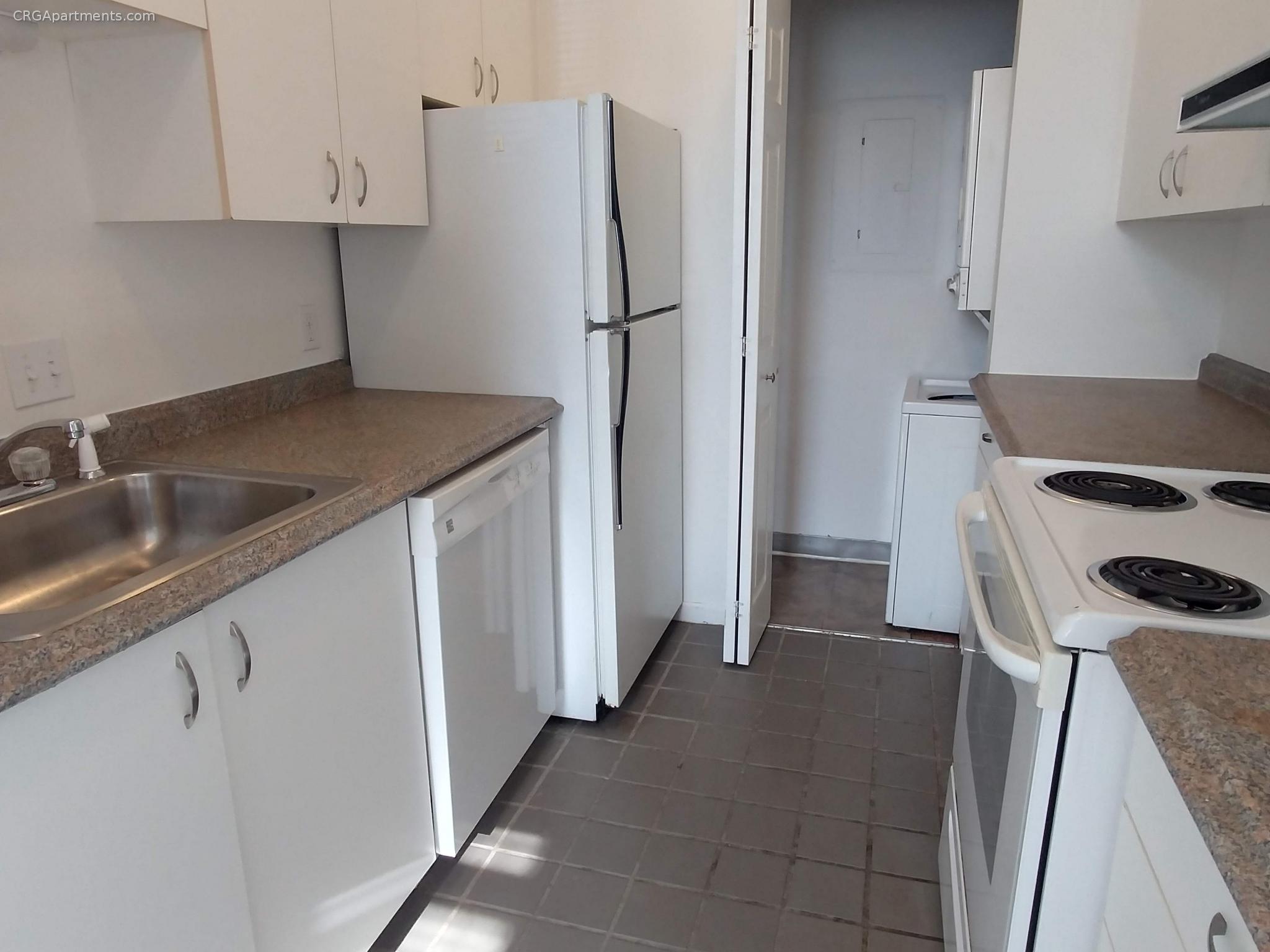 218 Thorndike St, East Cambridge