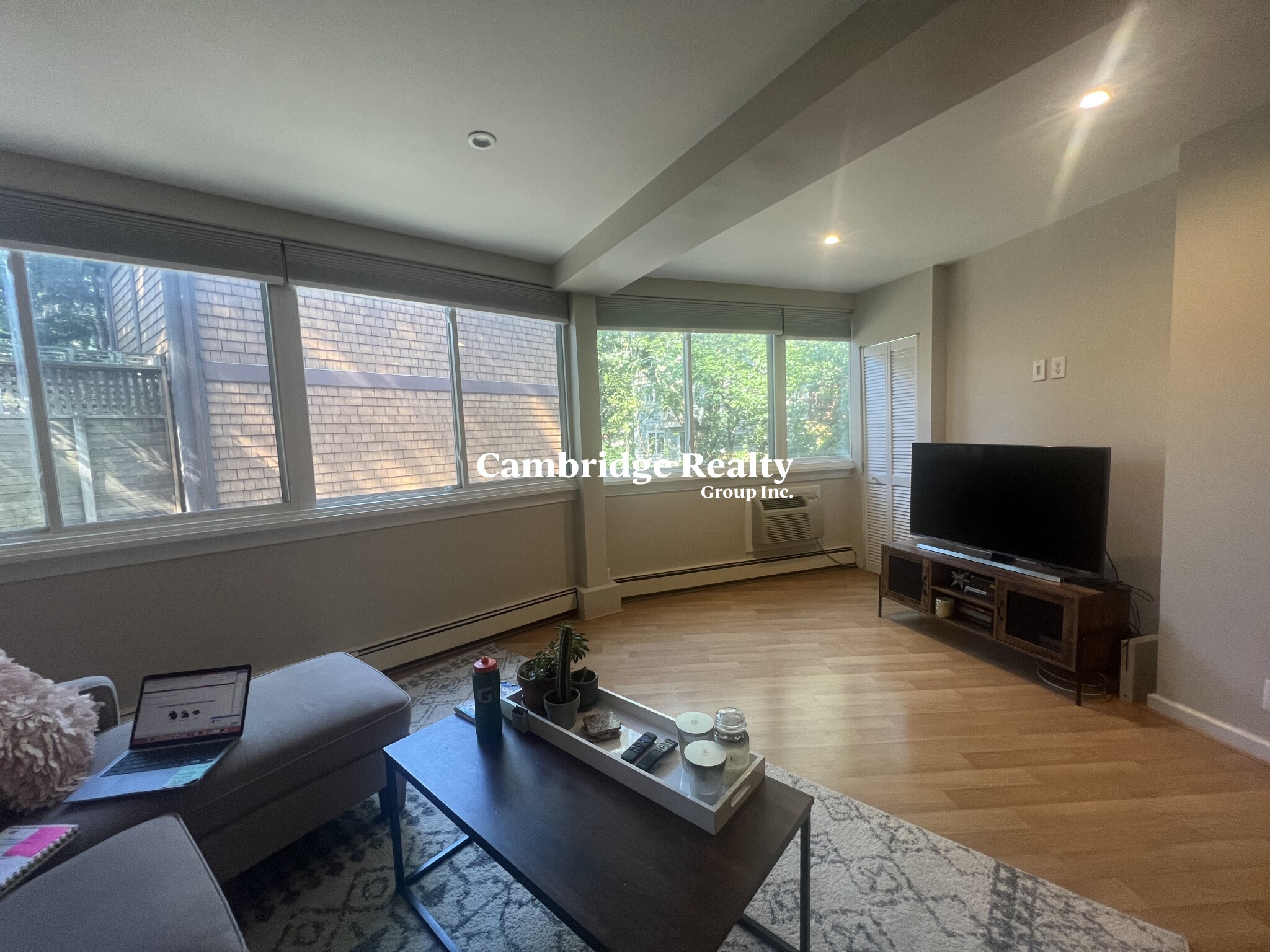 516 Green St, Central Square