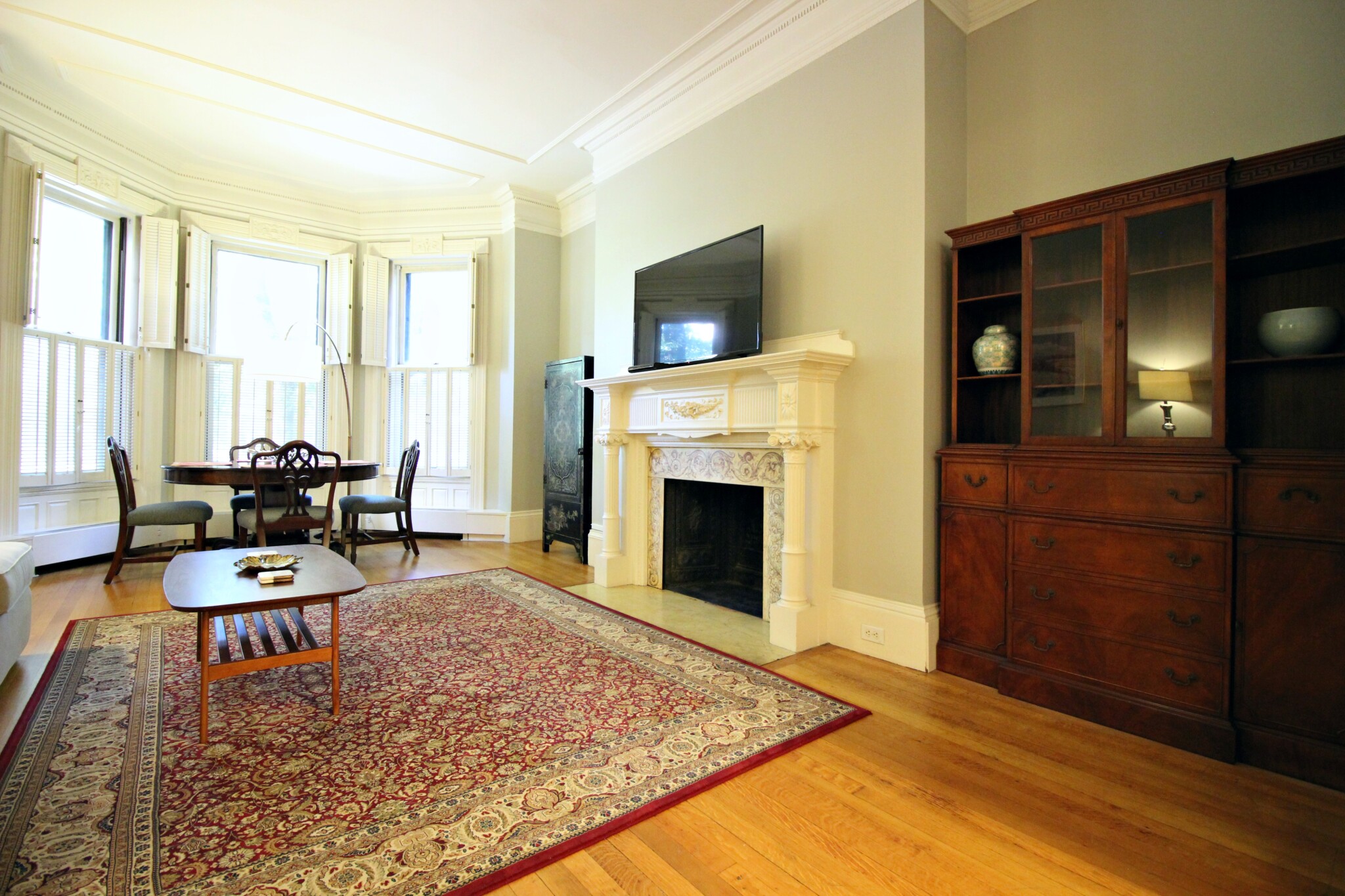 387 Commonwealth Ave, Back Bay