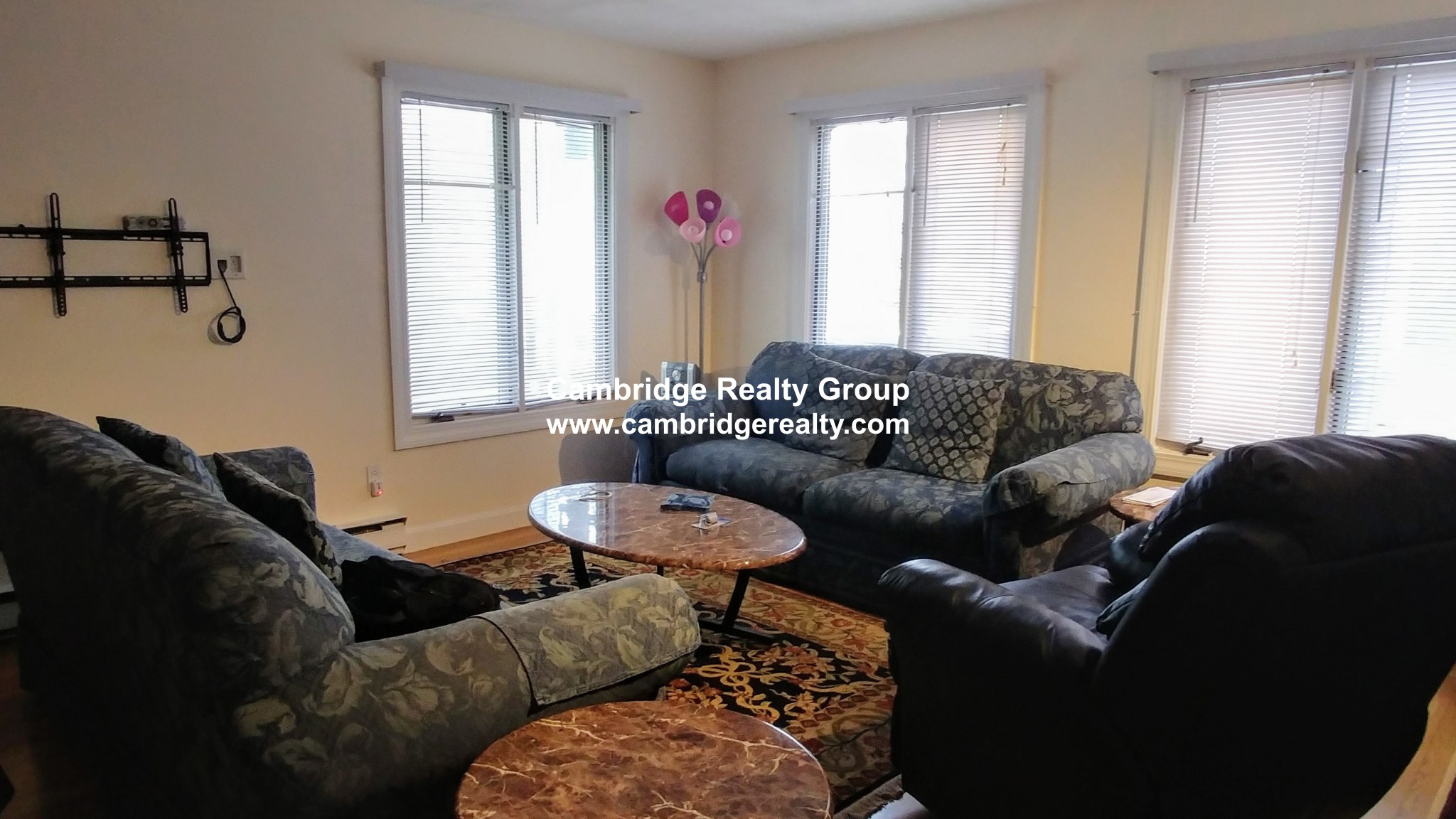 114 Yorktown St, Davis Square