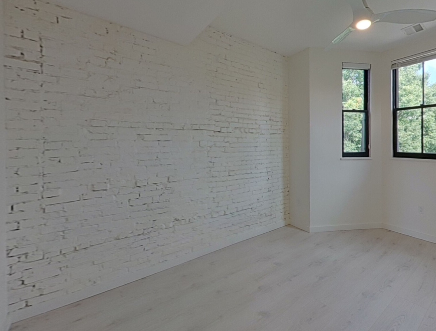 2 Worthington St, Mission Hill