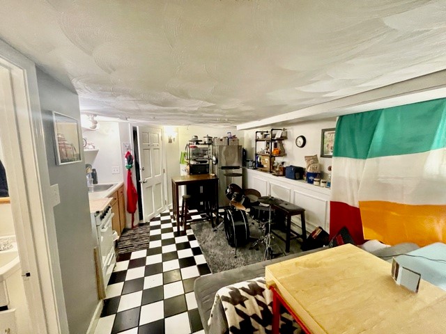 10 Cooper St, North End