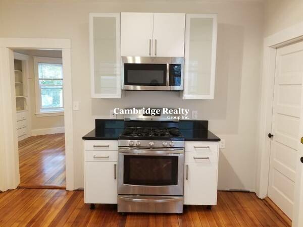 25 Fainwood Circle, Mid-Cambridge