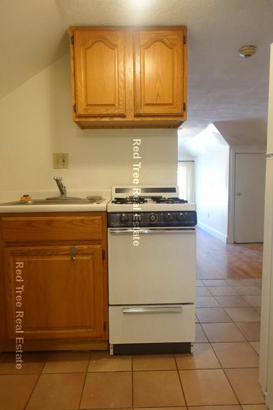 163 Strathmore Rd, Brighton