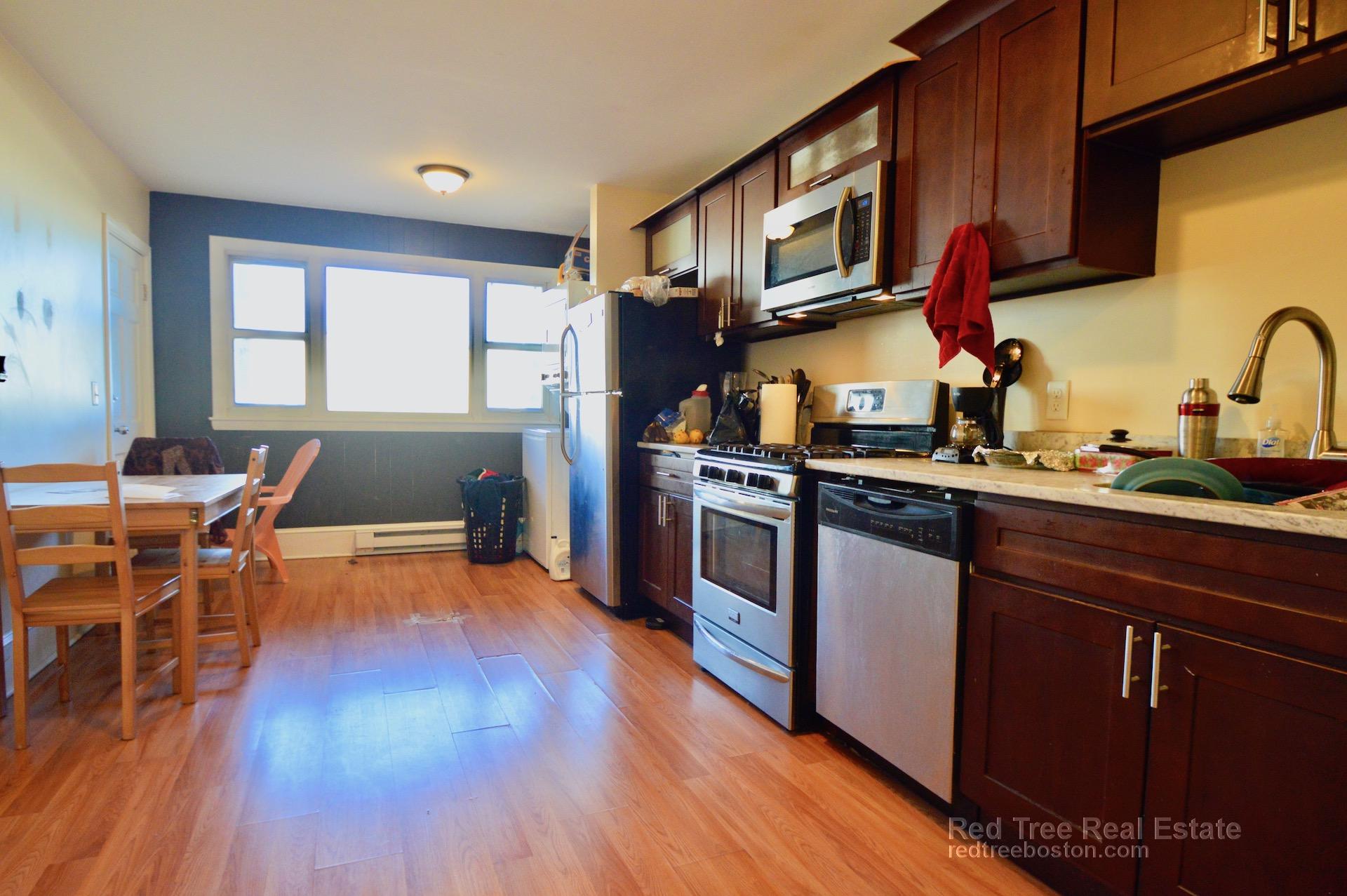 72 Prescott St, East Boston