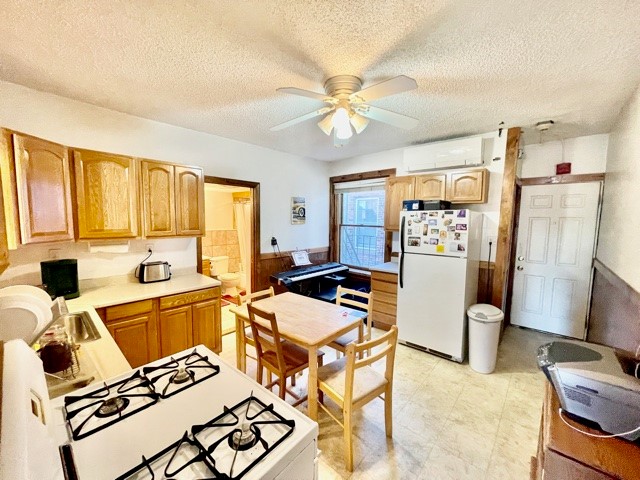 4 Garden Ct, North End