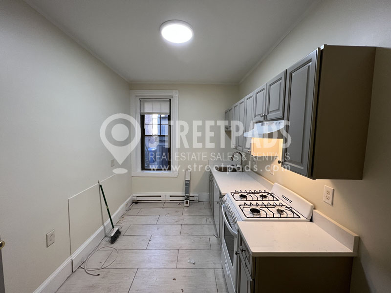 111 Saint Paul St, Coolidge Corner