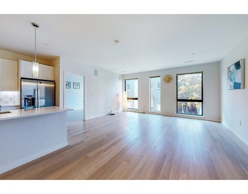 45 3rd St, South Boston