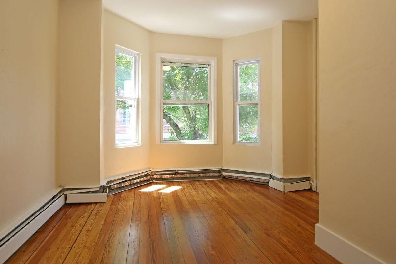 114 Everett St, East Boston