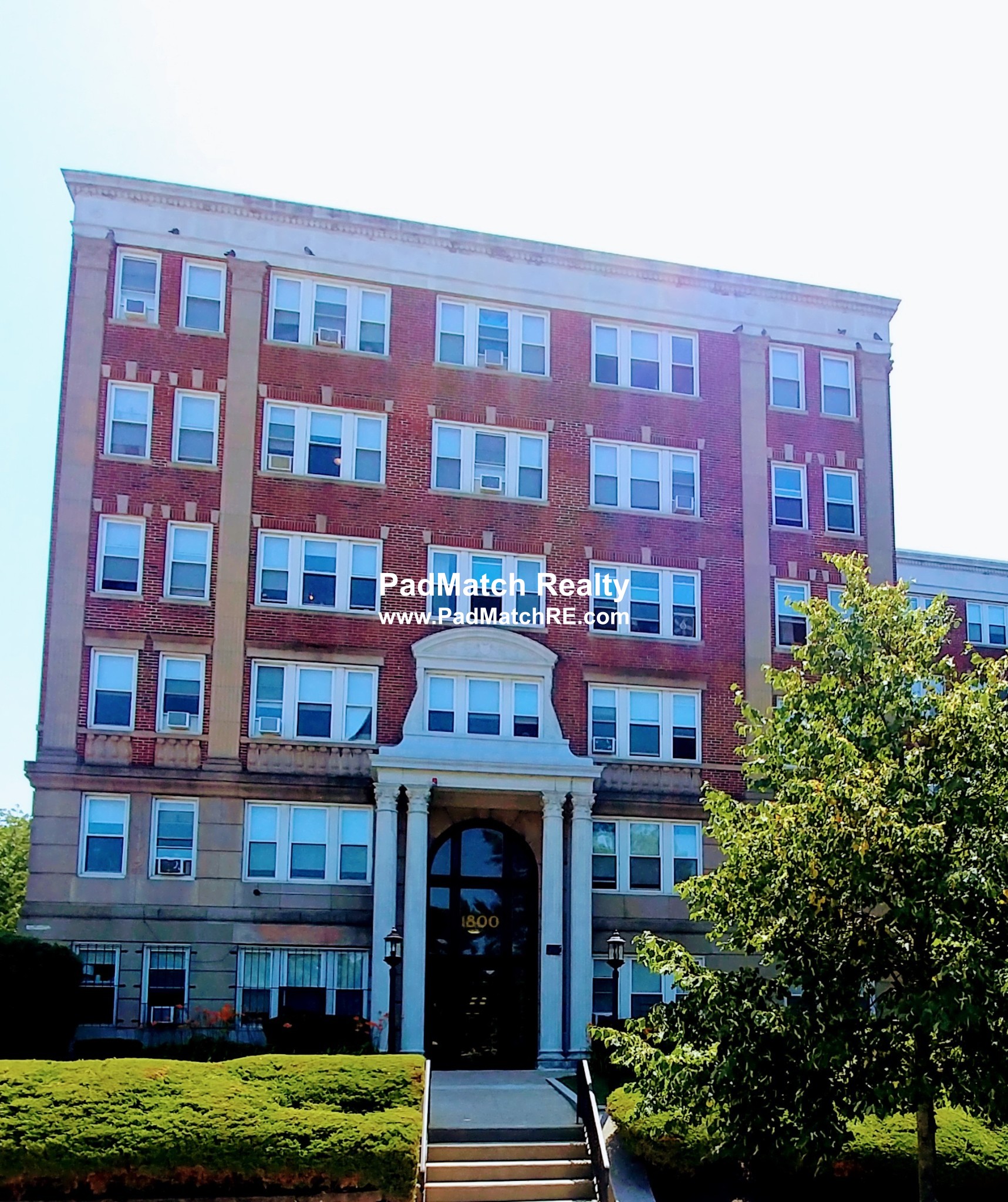 1800 Commonwealth Ave, Brighton