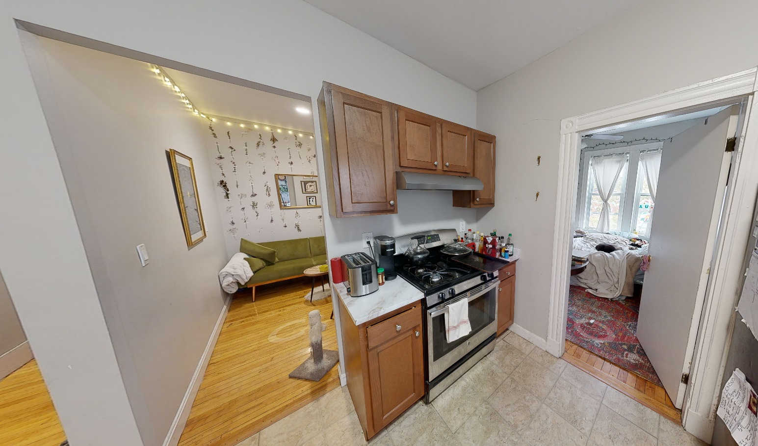 10 Pleasant St, Riverside