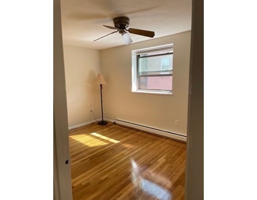 70 Jamaicaway, Mission Hill