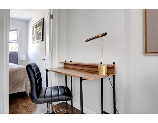 241 E St, South Boston