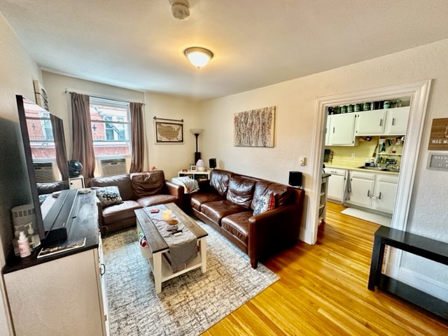 357 Hanover St, North End