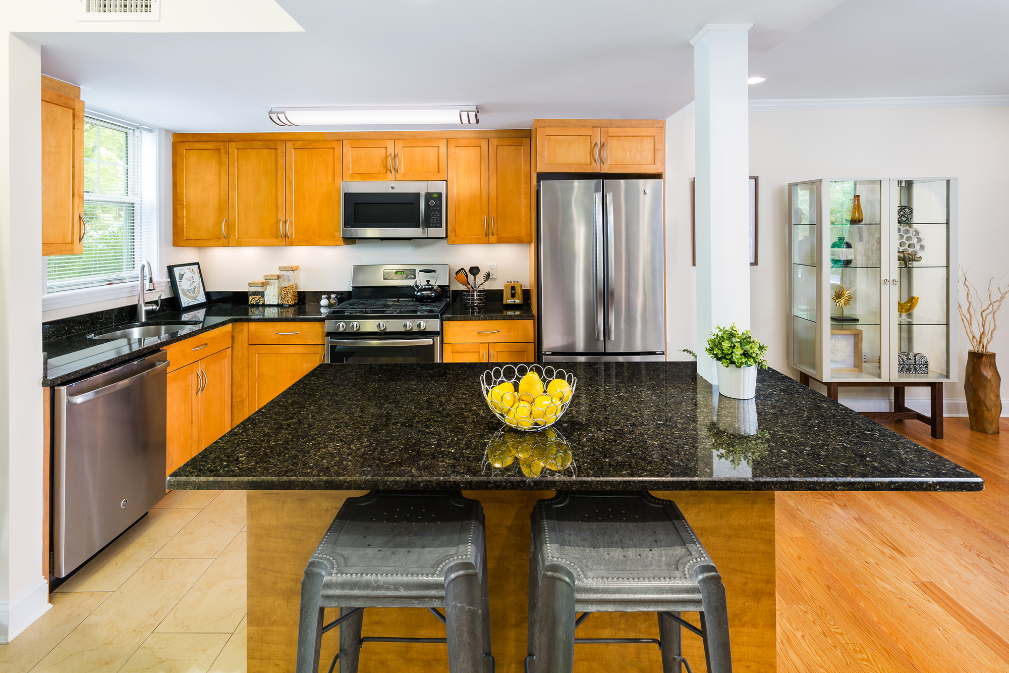 46 Independence Ave, Quincy