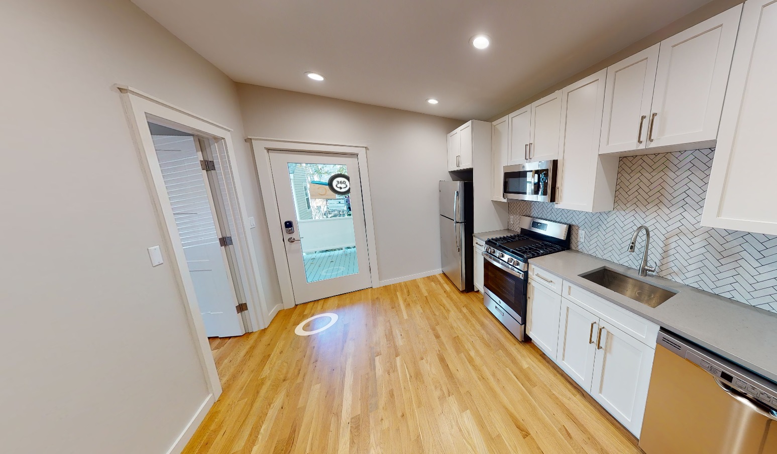 423 Franklin St, Riverside