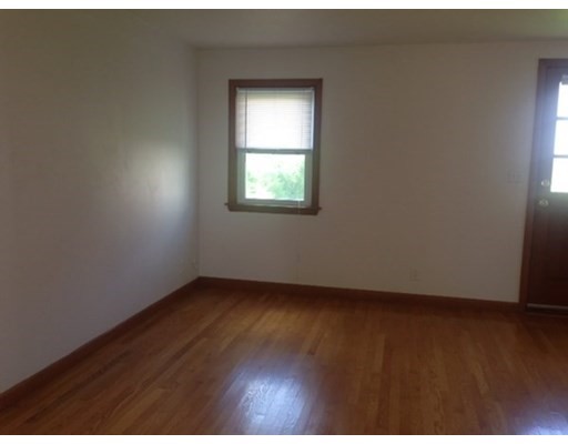 93 Cass St, West Roxbury