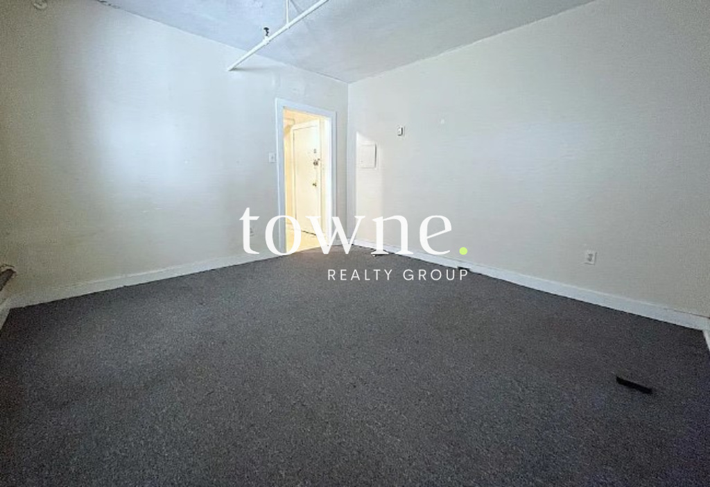 19 Peterborough St, Fenway