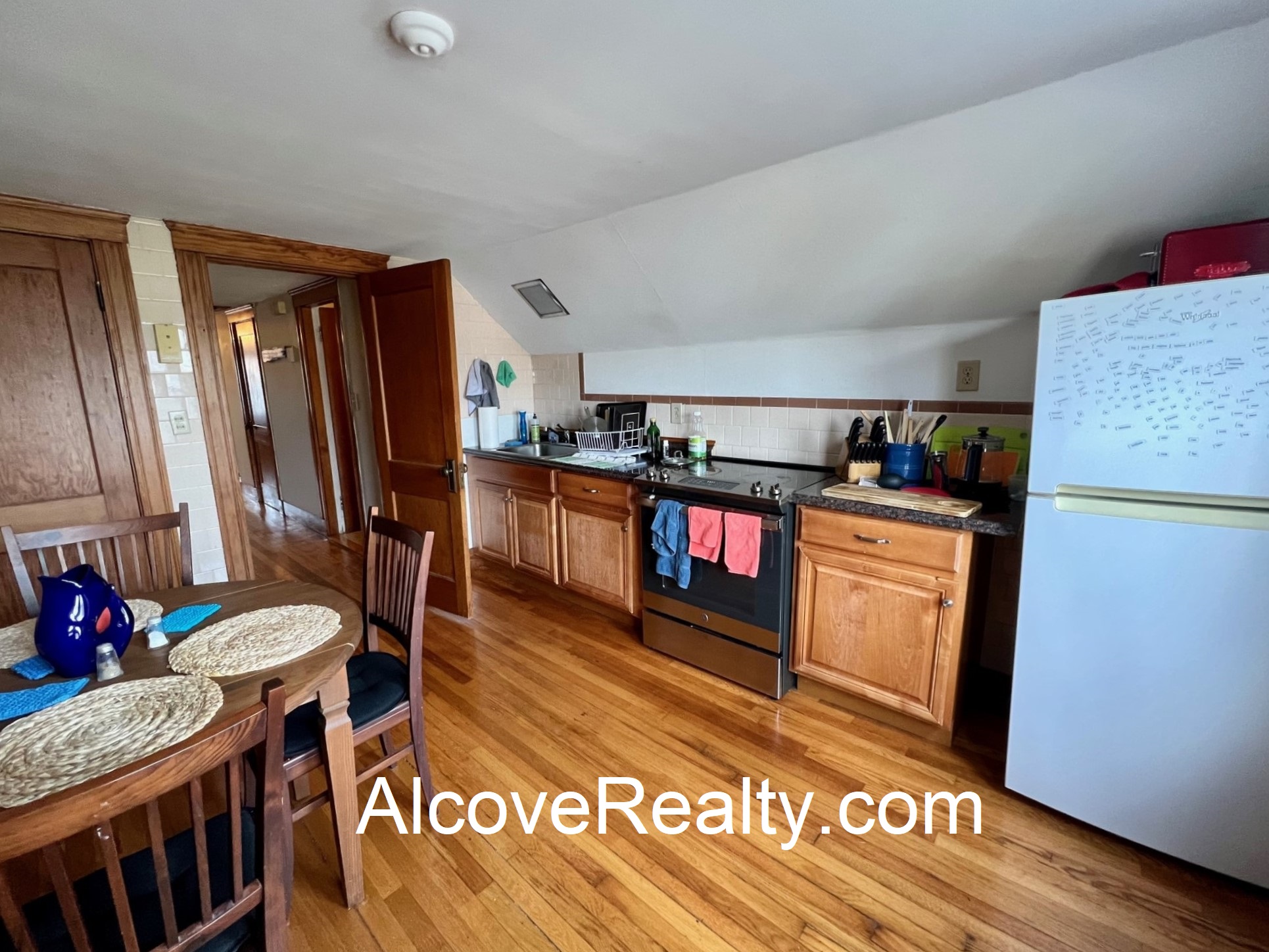 40 Alfred Rd, Arlington