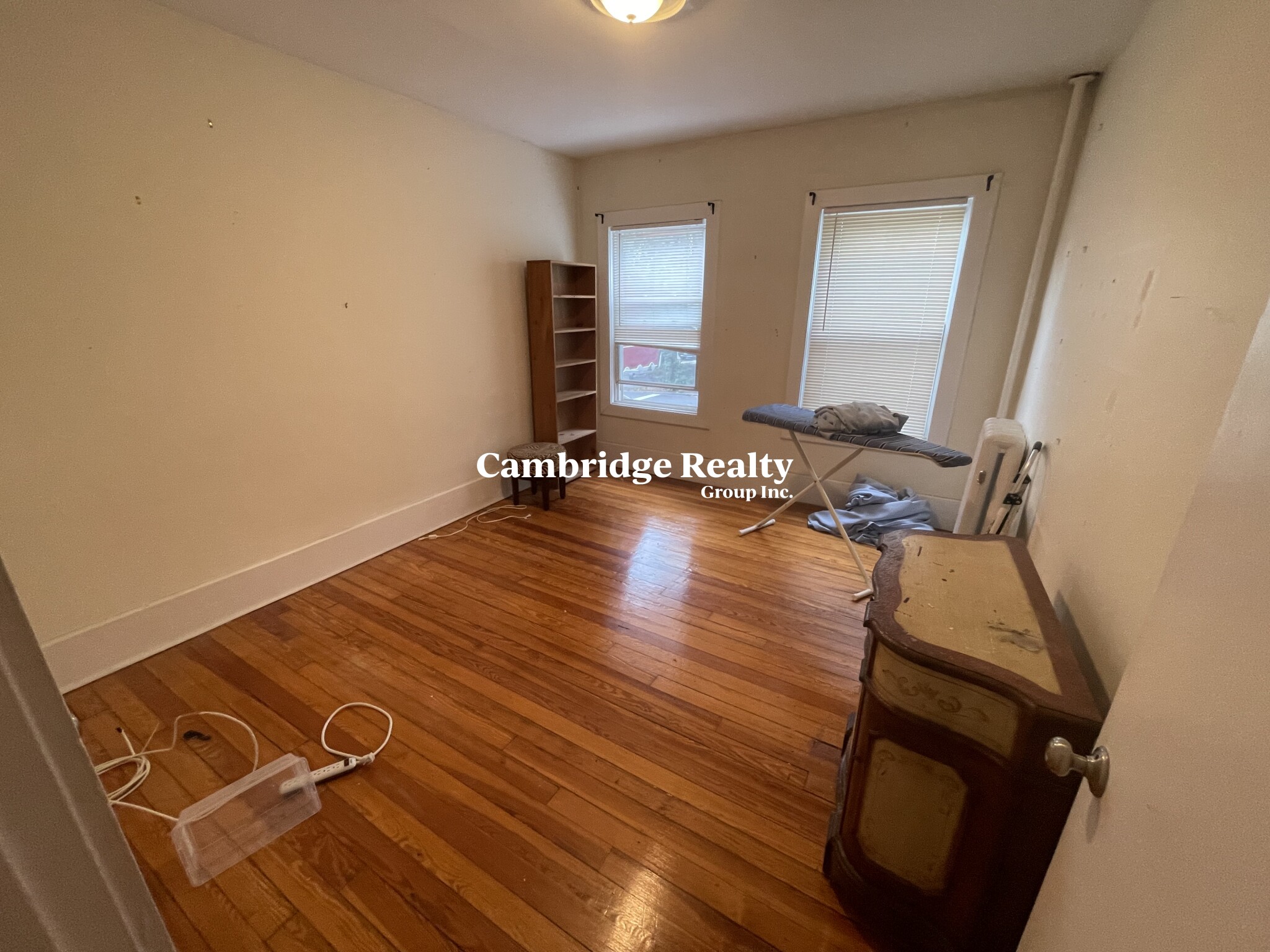 132 /5 Oxford St, Porter Square