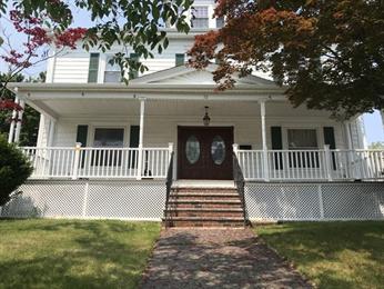 72 Standish Ave, Quincy