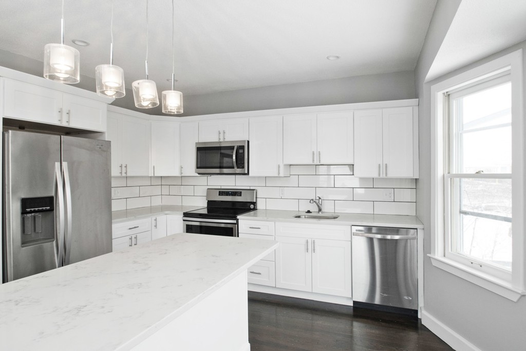 45 Gladstone St, East Boston