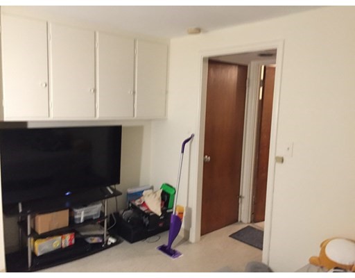 38 Oak St, Chinatown