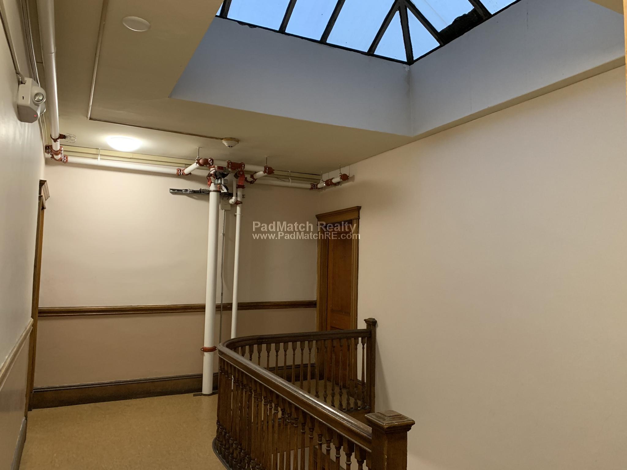 14 Palace Rd, Fenway