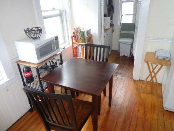 14 Hancock St, Davis Square