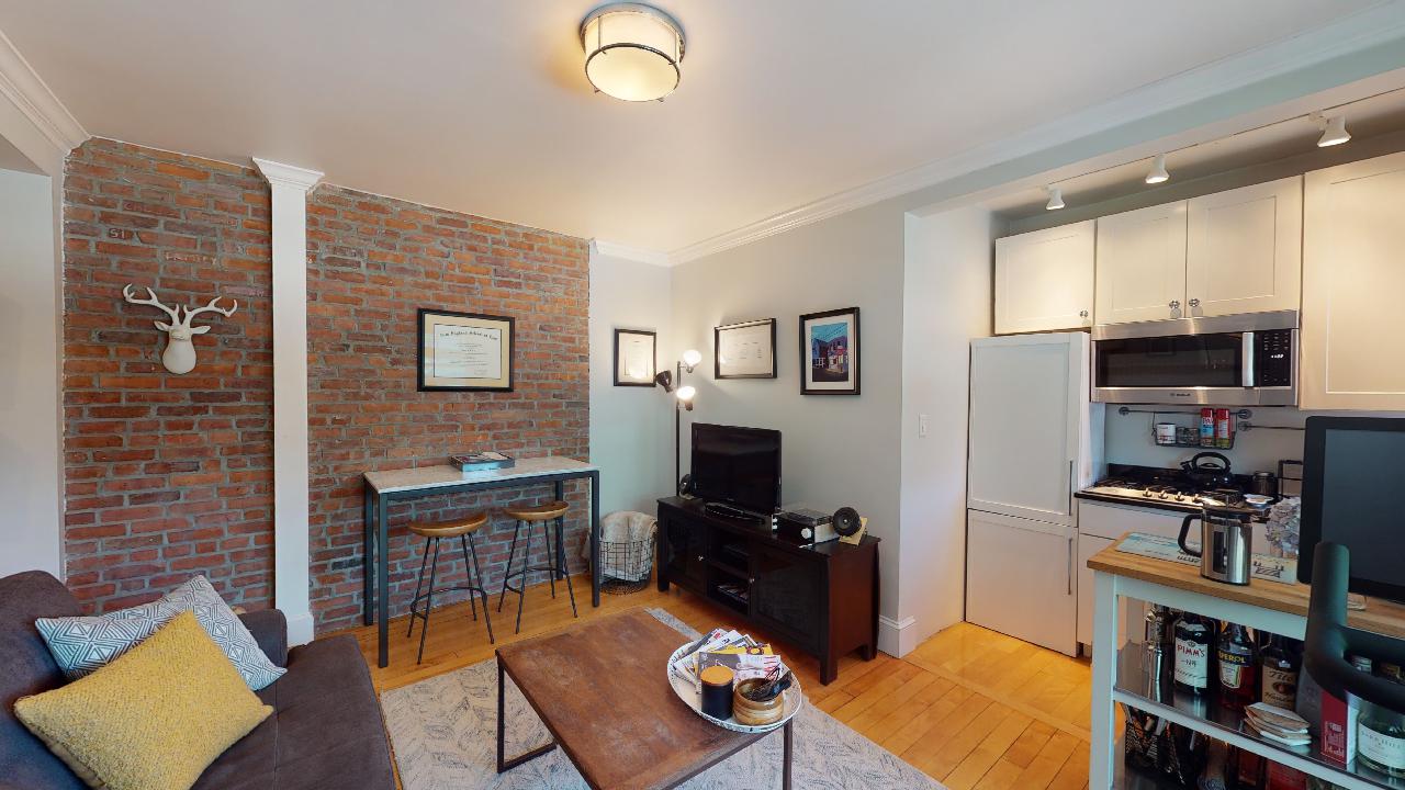 1925 Massachusetts Ave, Porter Square