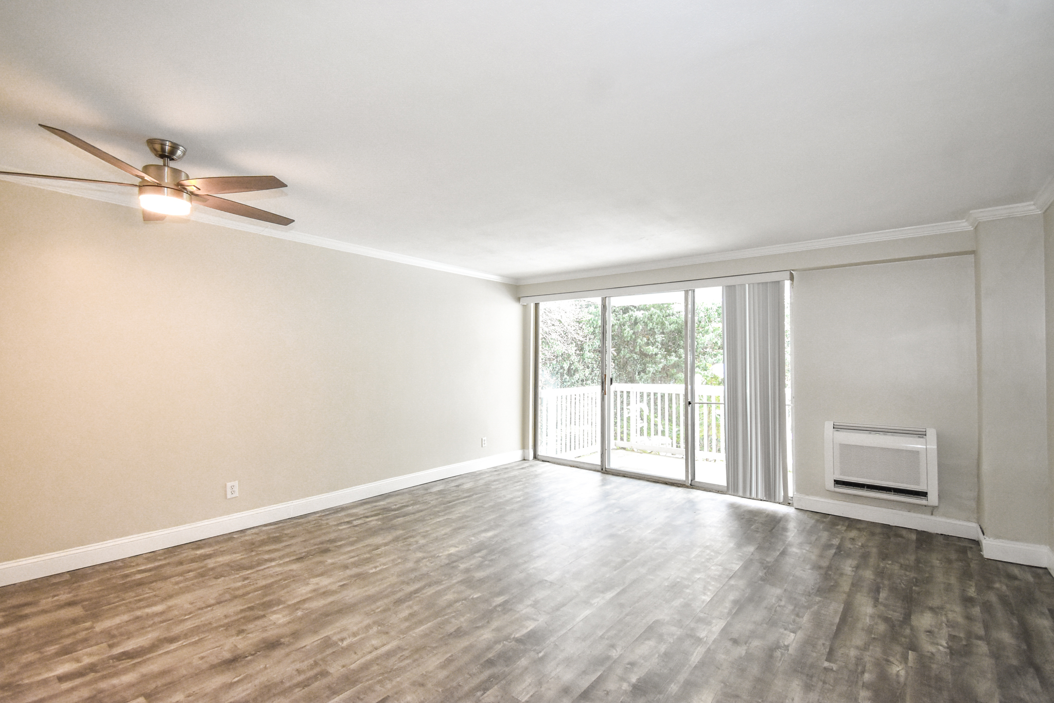 1530 Beacon St, Washington Square