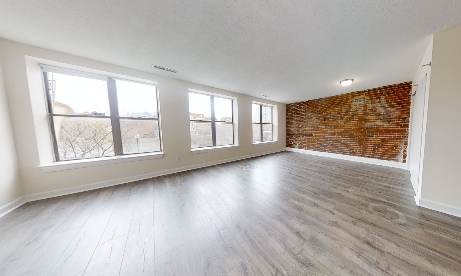 1085 Boylston St, Fenway