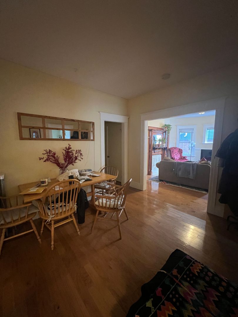 121 Liberty Rd, Davis Square