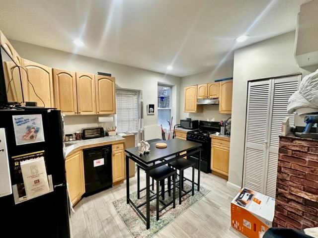 220 Hanover St, North End