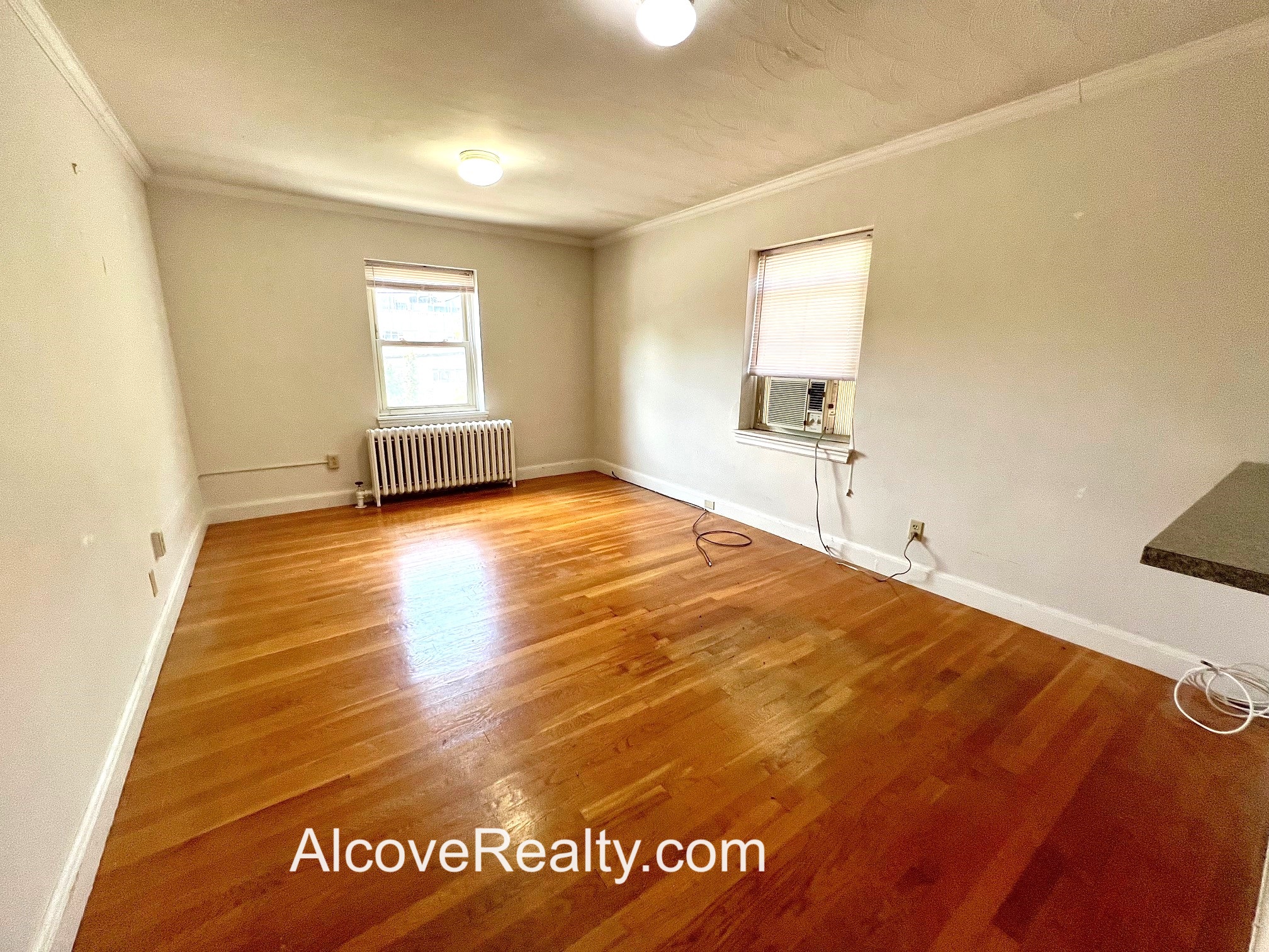 279 Massachusetts Ave, Arlington