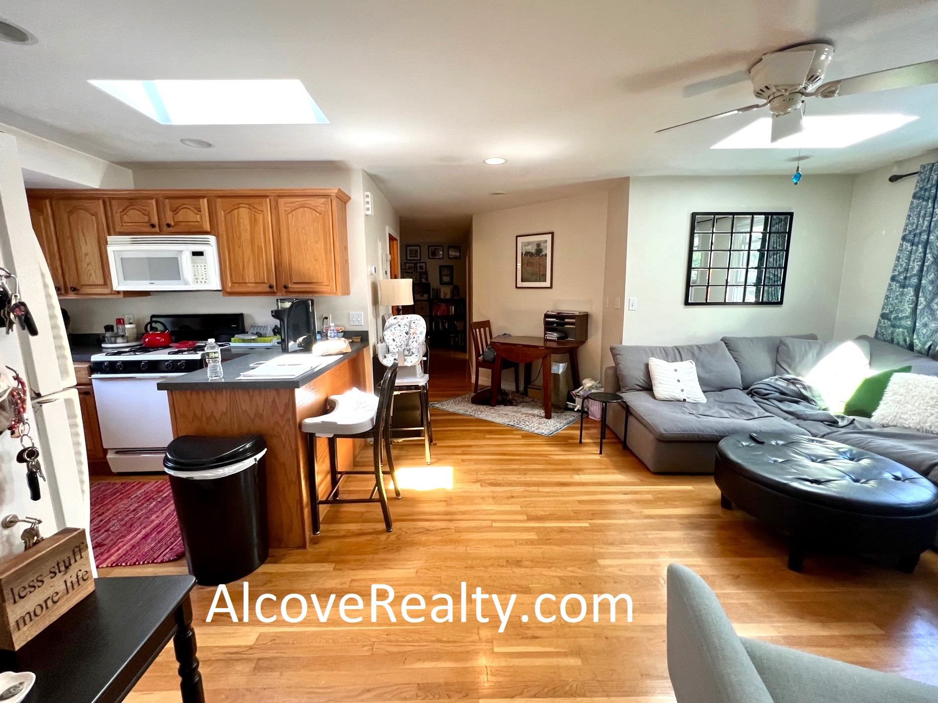 24 Burnham St, Davis Square