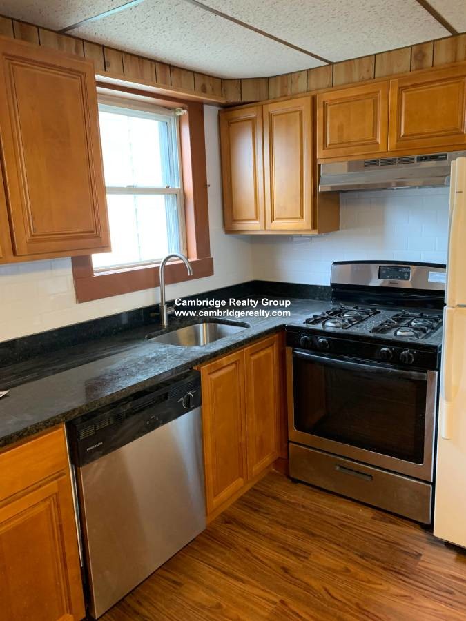 11 Elliot, Spring Hill