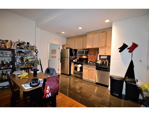 1689 Beacon St, Beaconsfield