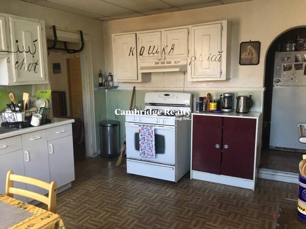 427 Medford St, Winter Hill