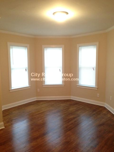 2 Johnson Ave, Jamaica Plain