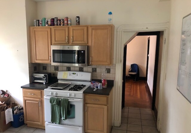 139 College Ave, Tufts