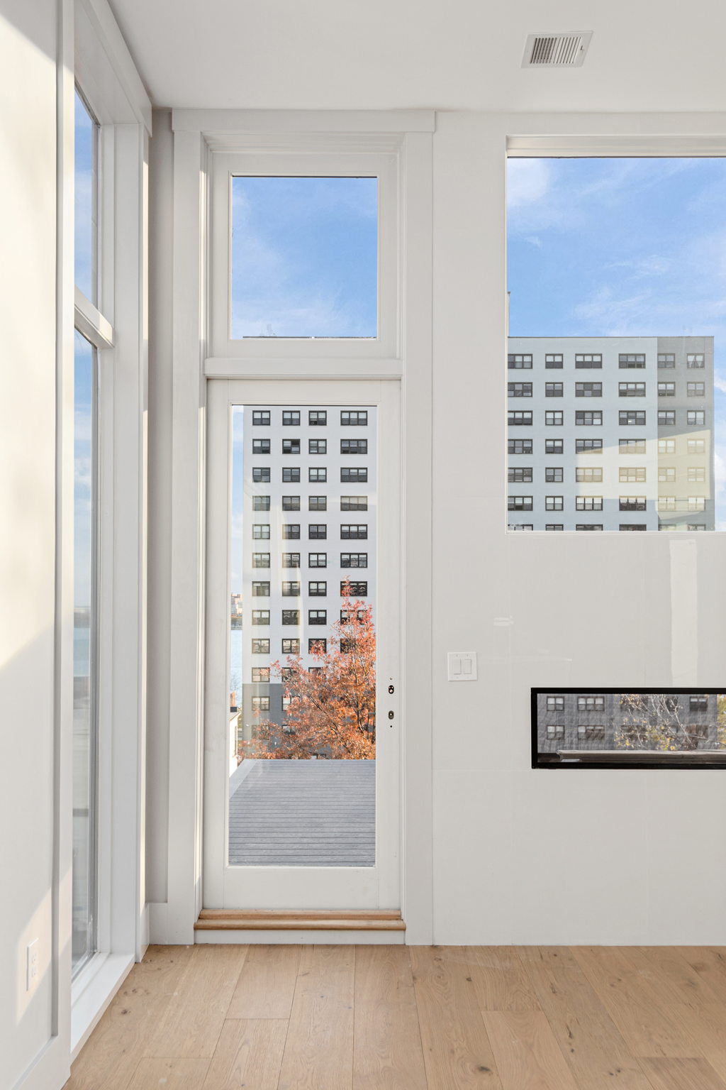 409 7th St, South Boston