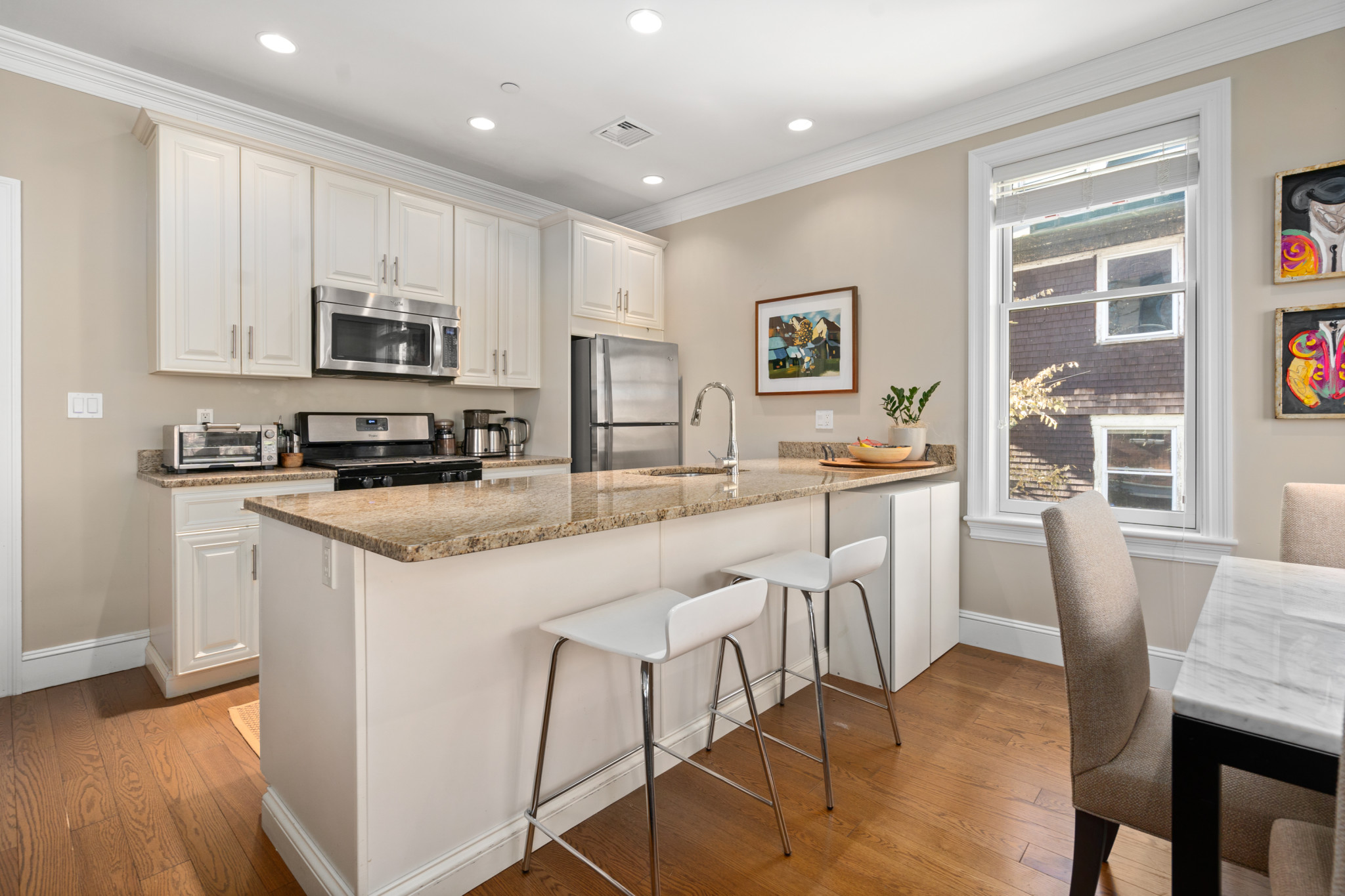 20 Englewood, Coolidge Corner