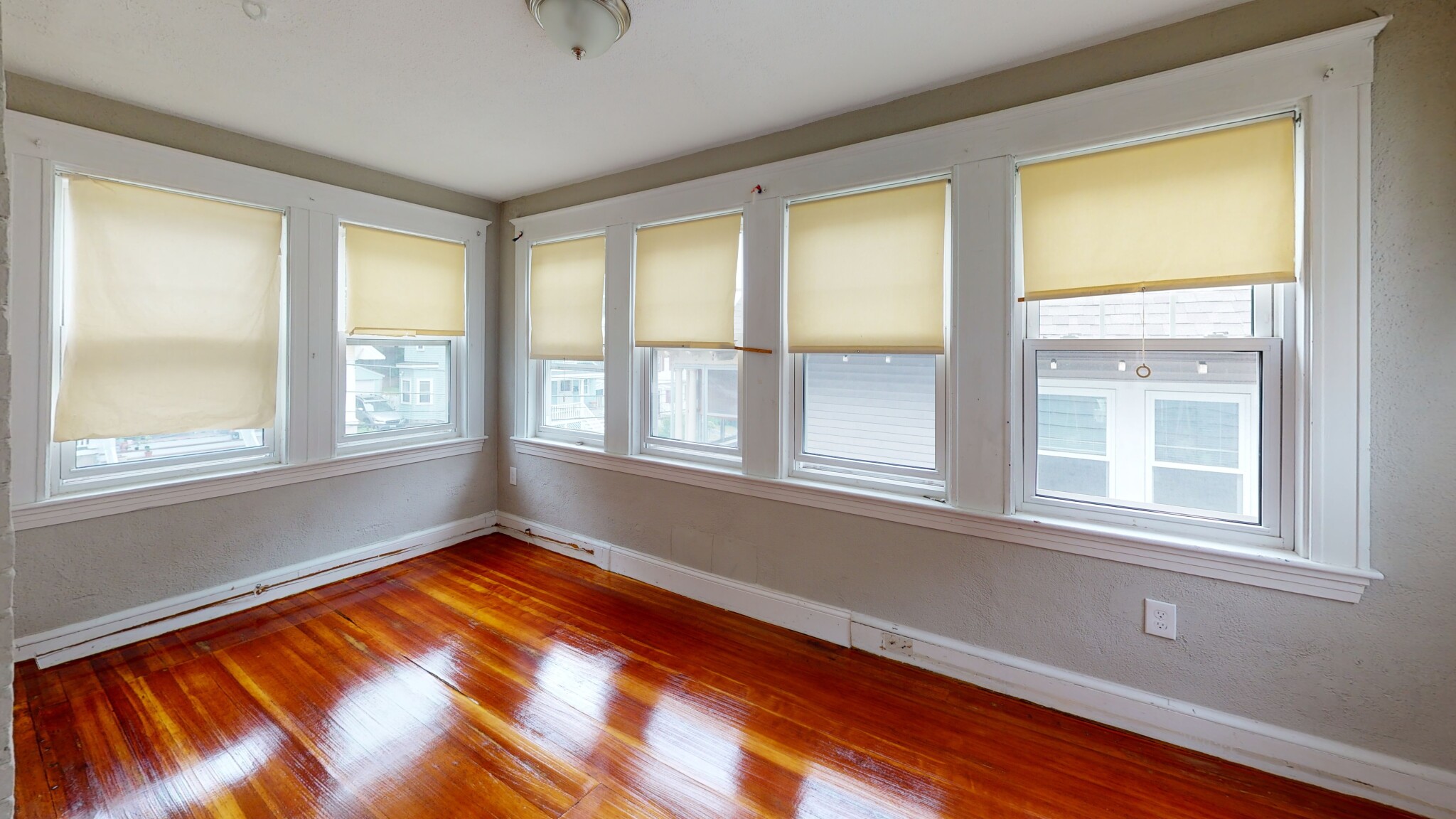 20-22 Upcrest Rd, Brighton