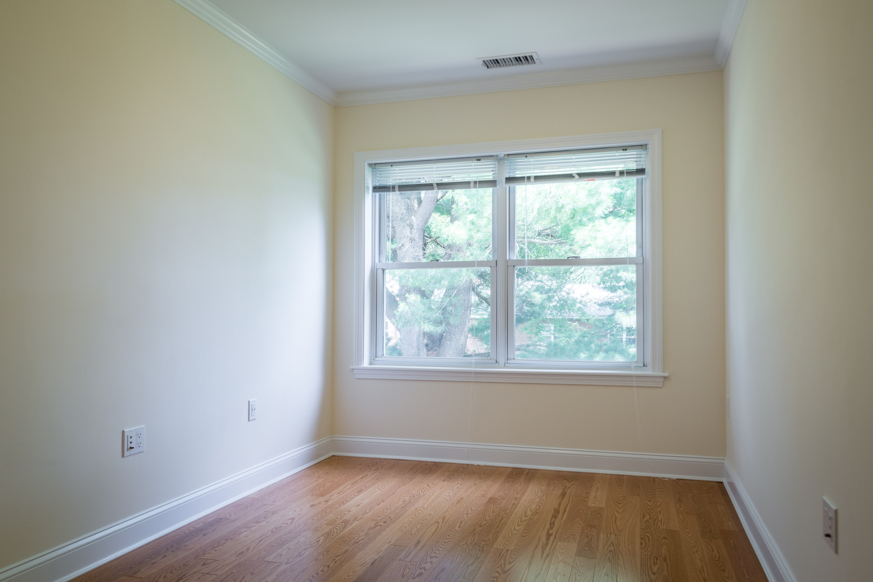 46 Independence Ave, Quincy