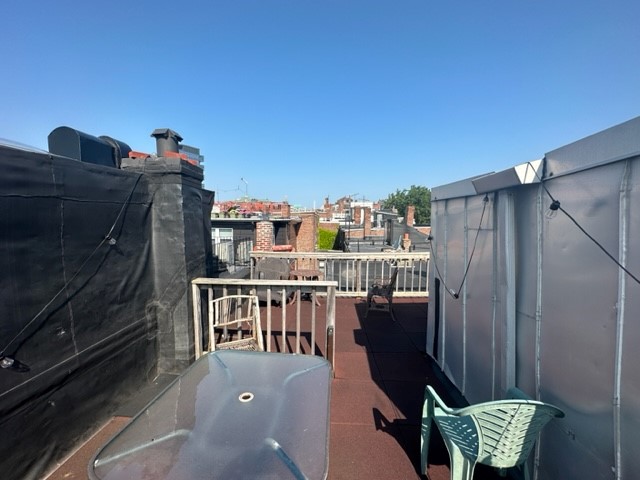 174 Salem St, North End